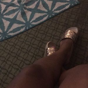 Meet your Posher, Nadia